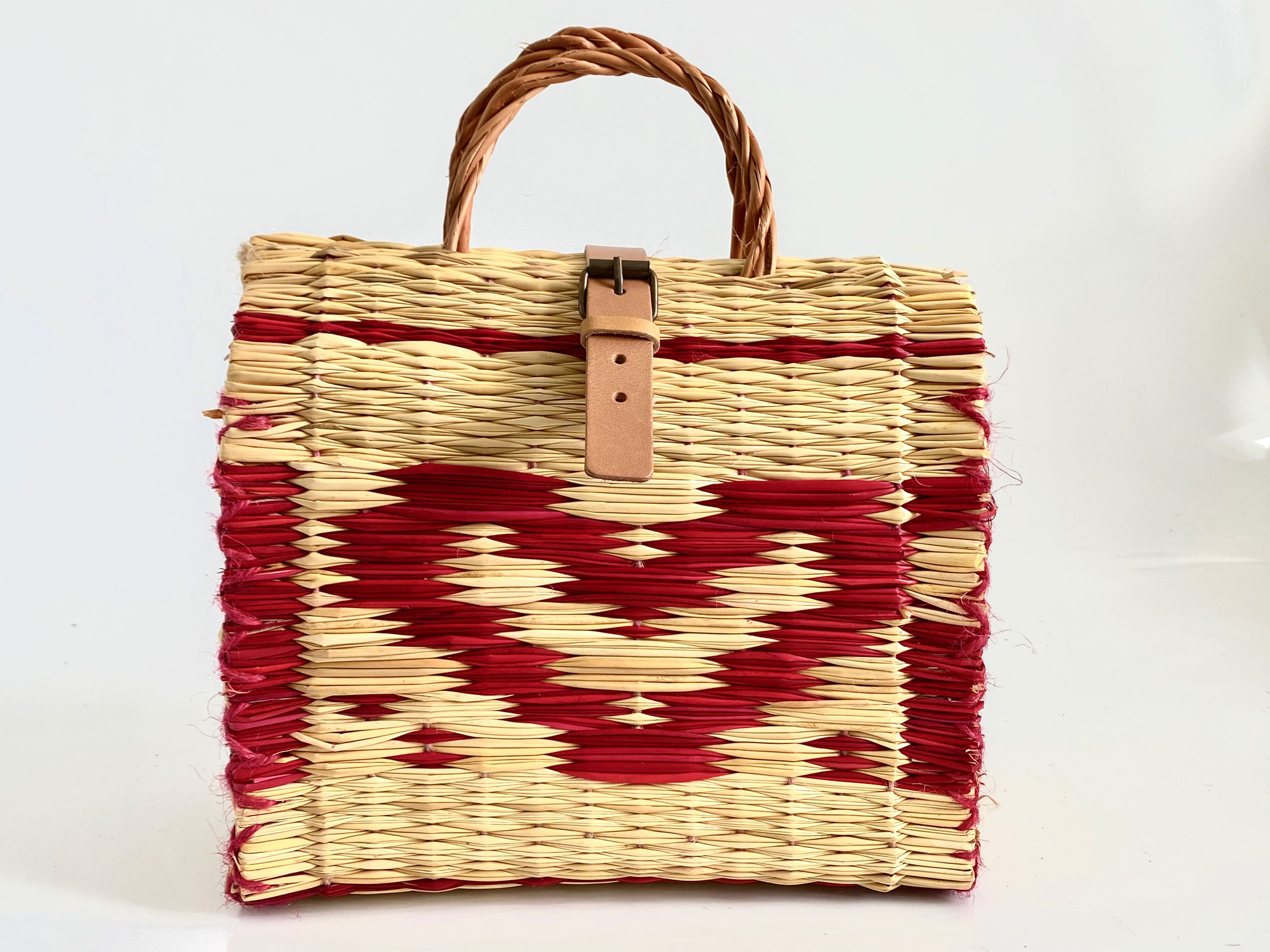 Portuguese Reed Basket - Red Heart Zêzere